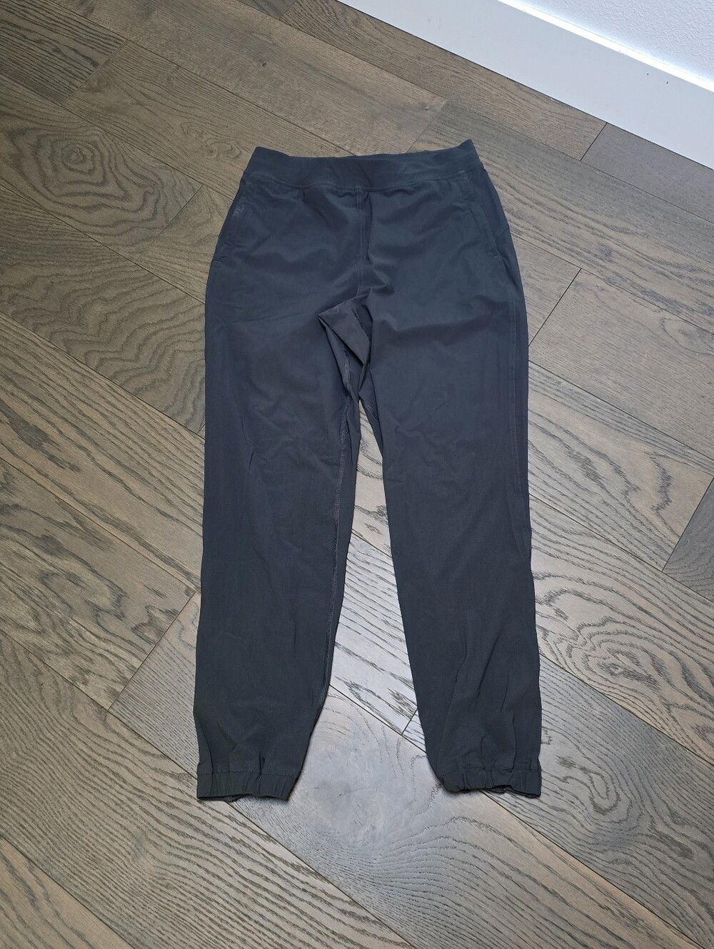 Lululemon Adapted State Running Jogger in Graphite Grey - Picture 6 of 11
